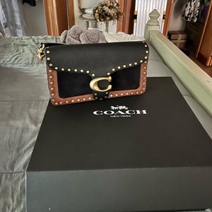 Coach 1941 shoulder bag with rivet details
